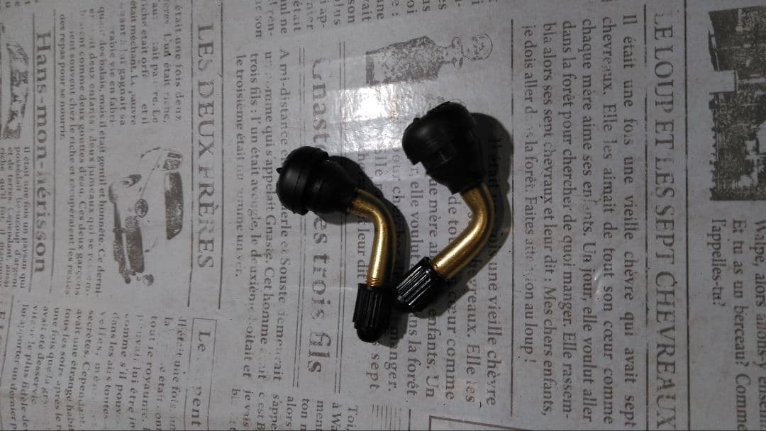 残りわずか リヤ耐摩耗 アドレスV125/G/S 前後タイヤセット バルブ付き