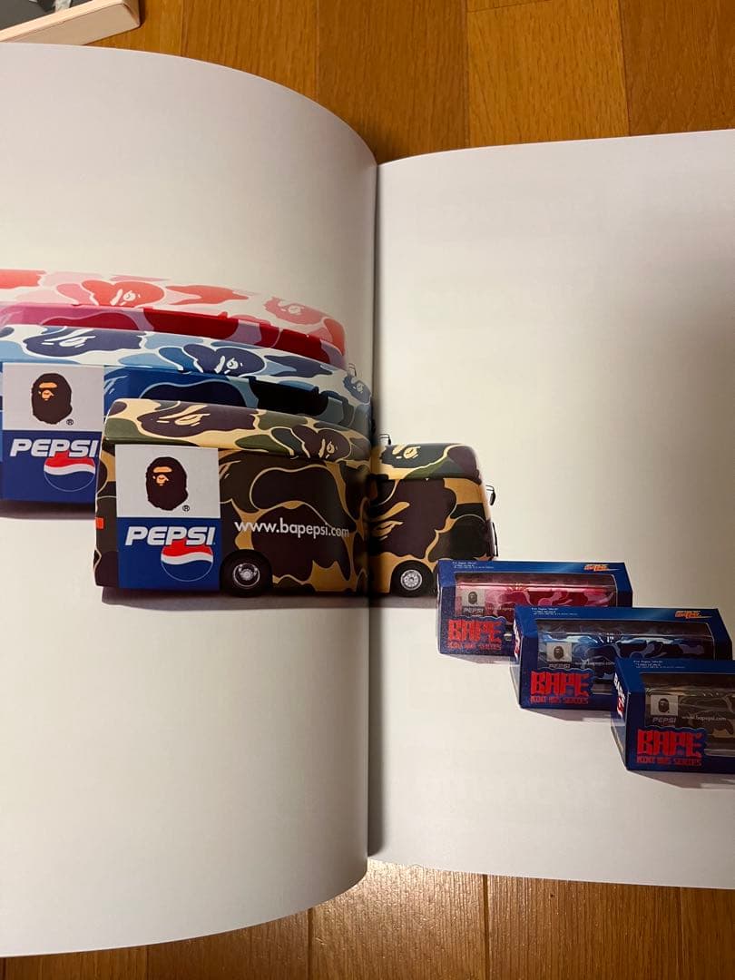 アート・デザイン・音楽 Rizolli a Bathing ape