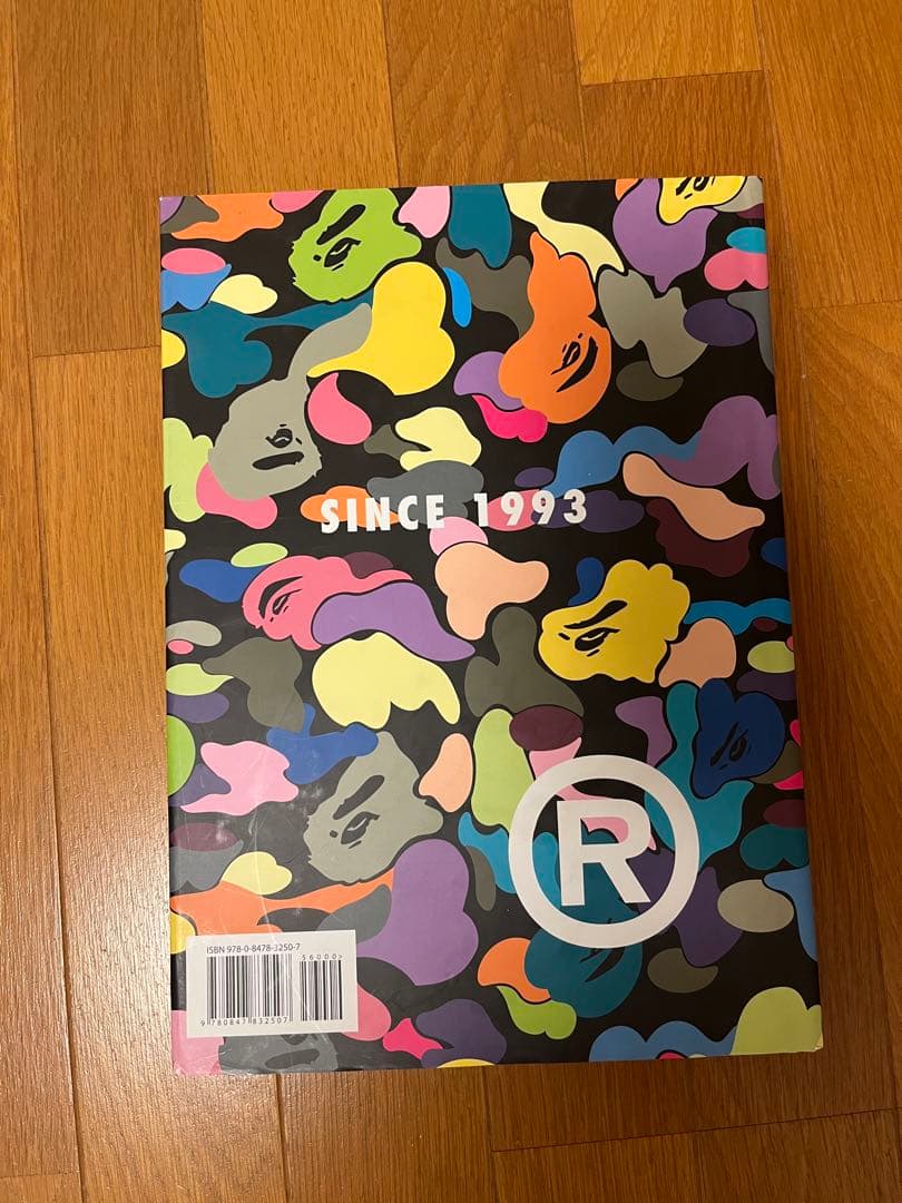 アート・デザイン・音楽 Rizolli a Bathing ape