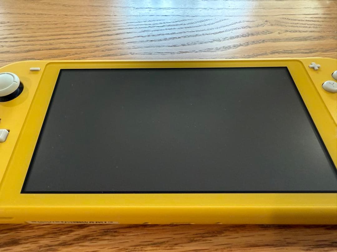 Nintendo Switch Lite イエロー 本体・充電器付き