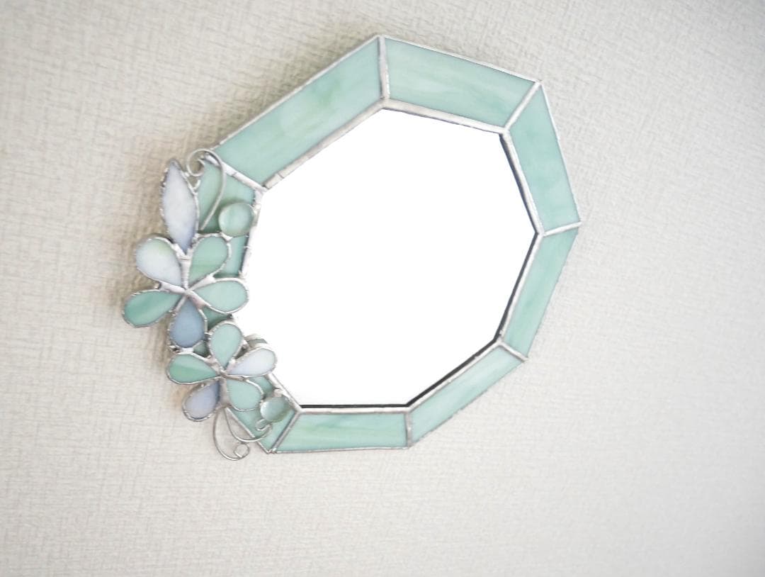 *✴︎:.。.エメラルドグリーンの八角形の鏡♪　（size20㎝/Max22㎝）