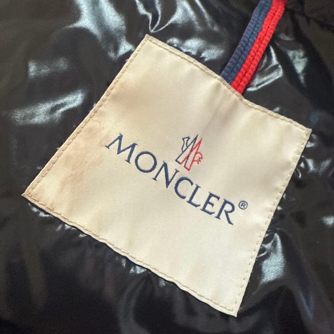 【サイズ1】モンクレール　ダウンベスト