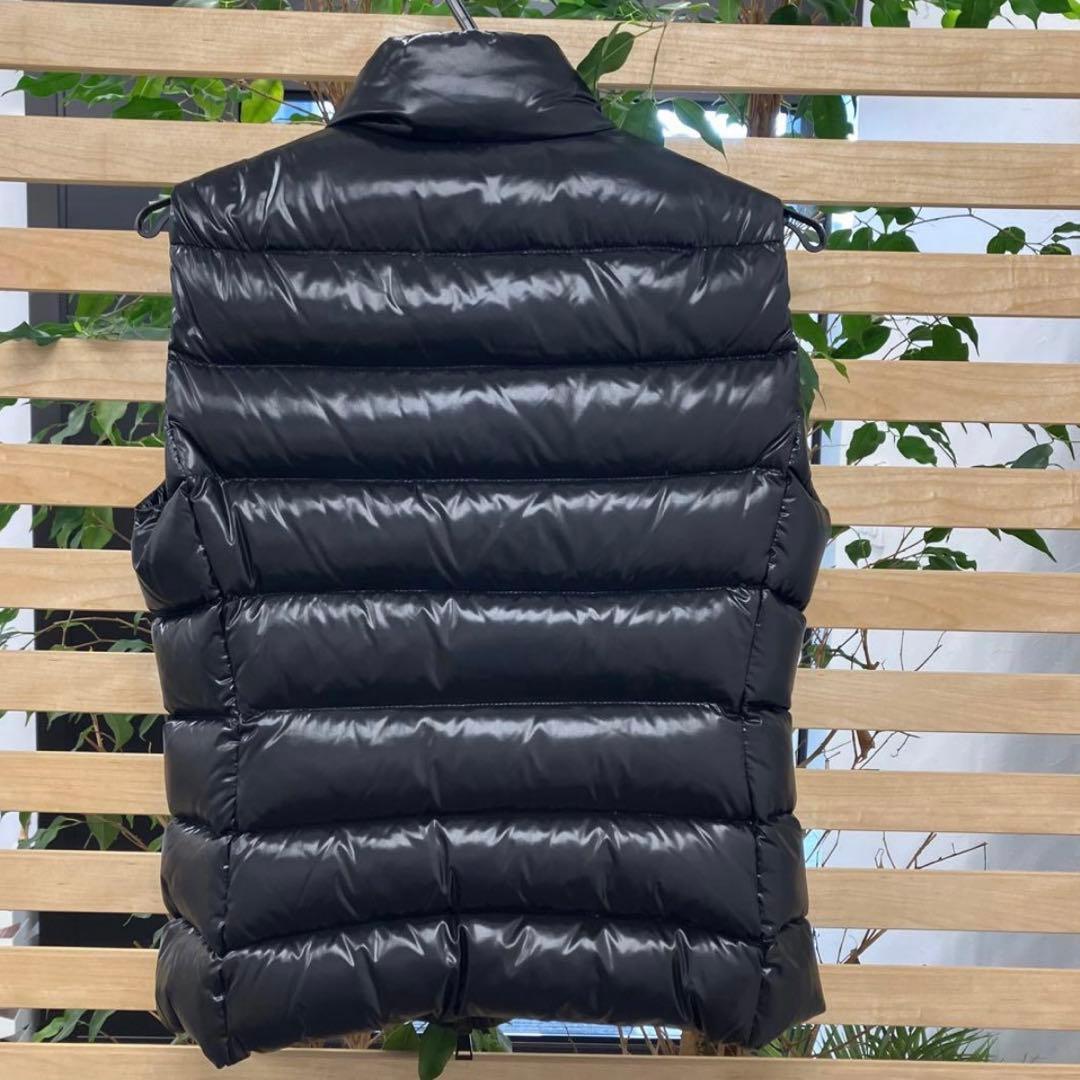 【サイズ1】モンクレール　ダウンベスト