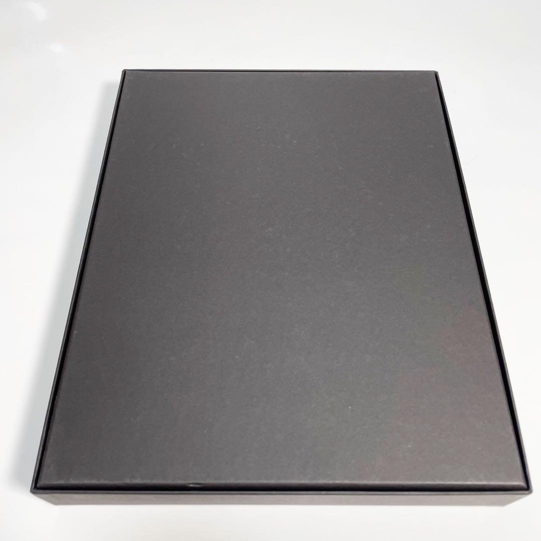 【新品 未開封】ベントレー Bentley Thebook