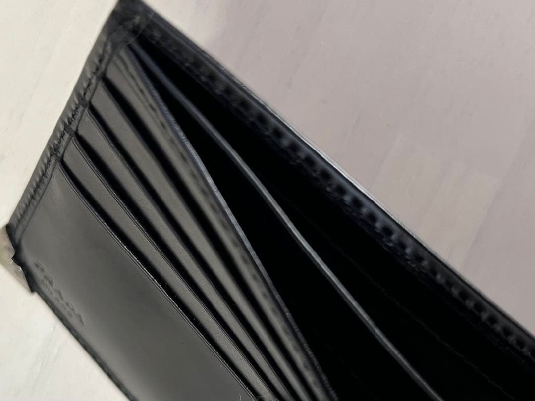 【新品未使用箱有り】PRADA VITELLO BOX　プラダ　二つ折り財布　黒