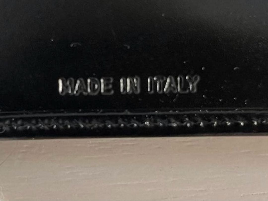 【新品未使用箱有り】PRADA VITELLO BOX　プラダ　二つ折り財布　黒