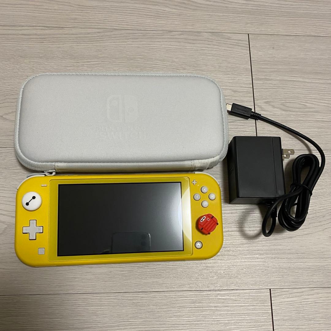 【極美品】Nintendo Switch Lite イエロー おまけ付き