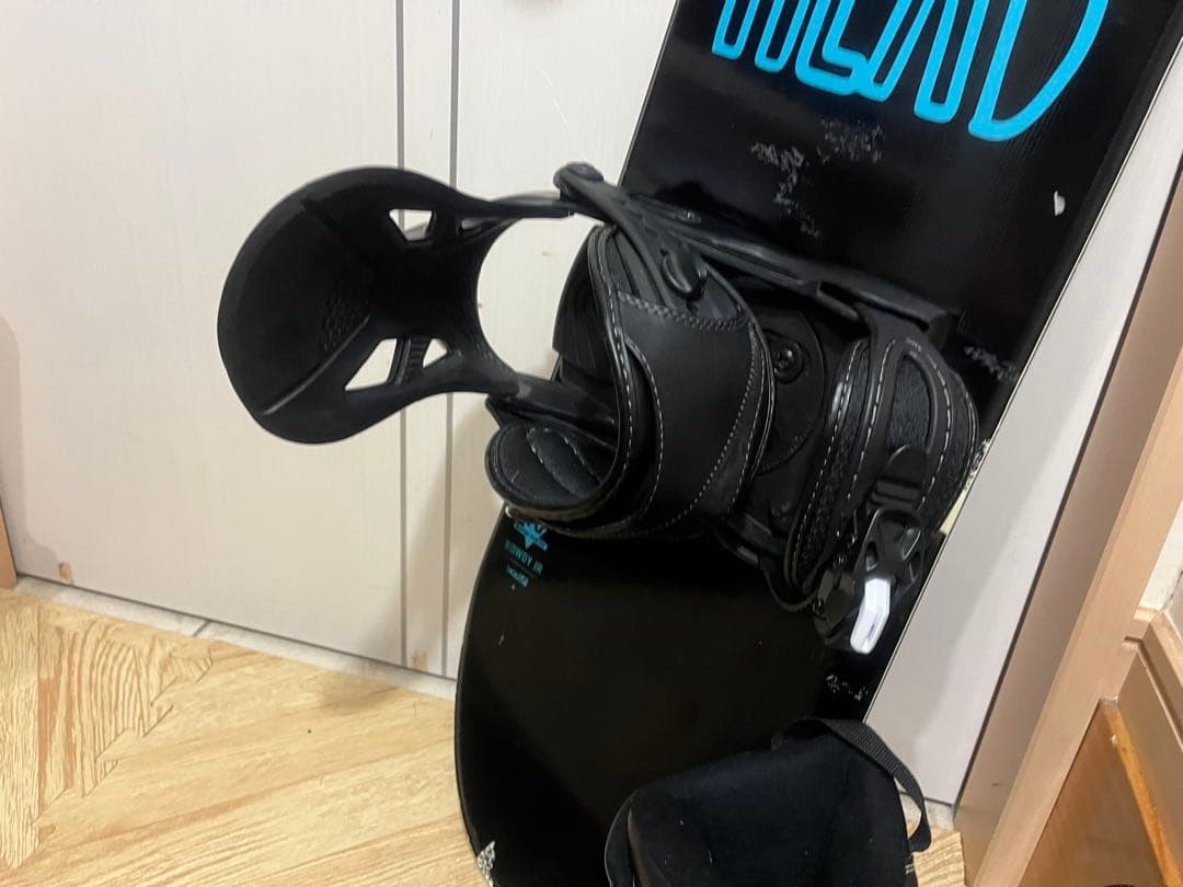 キッズ、小学生！転びにくく安全に滑れるHEAD スノーボードセット！