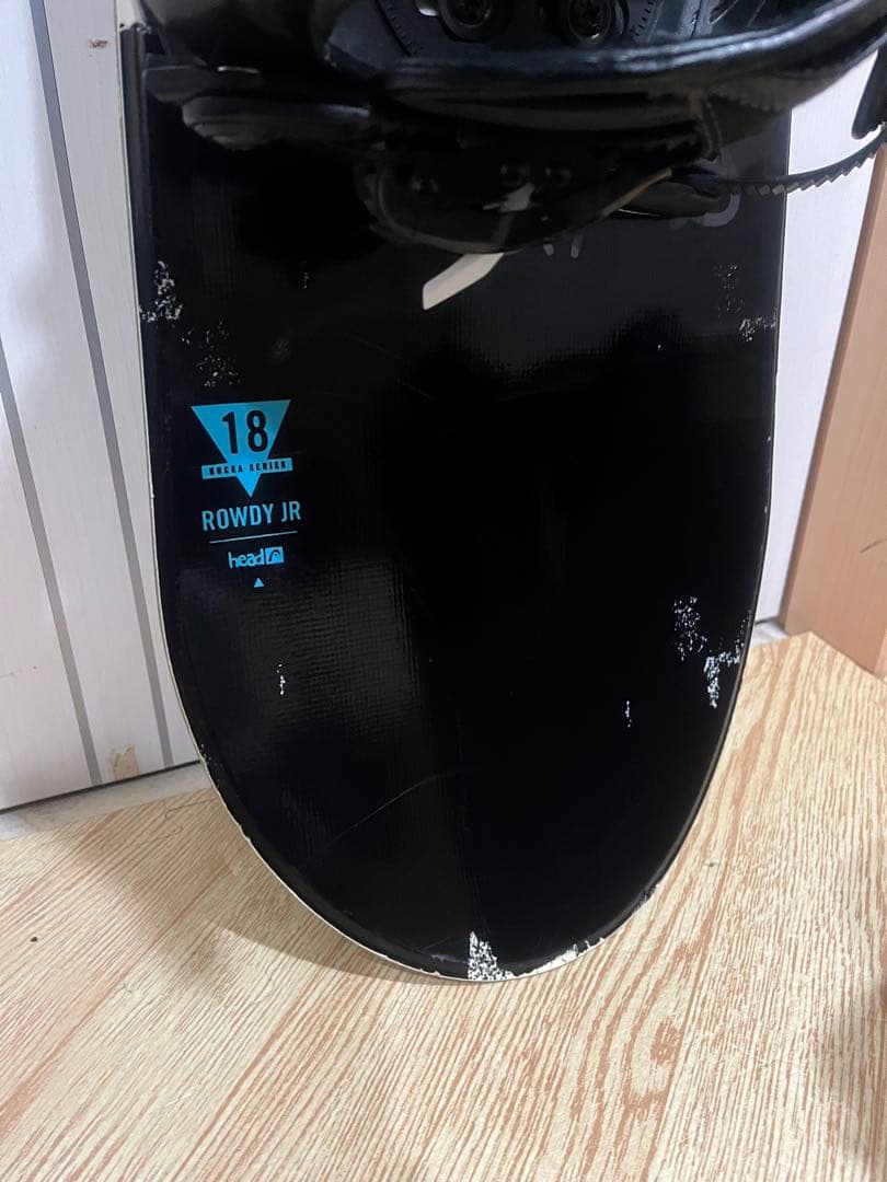 キッズ、小学生！転びにくく安全に滑れるHEAD スノーボードセット！