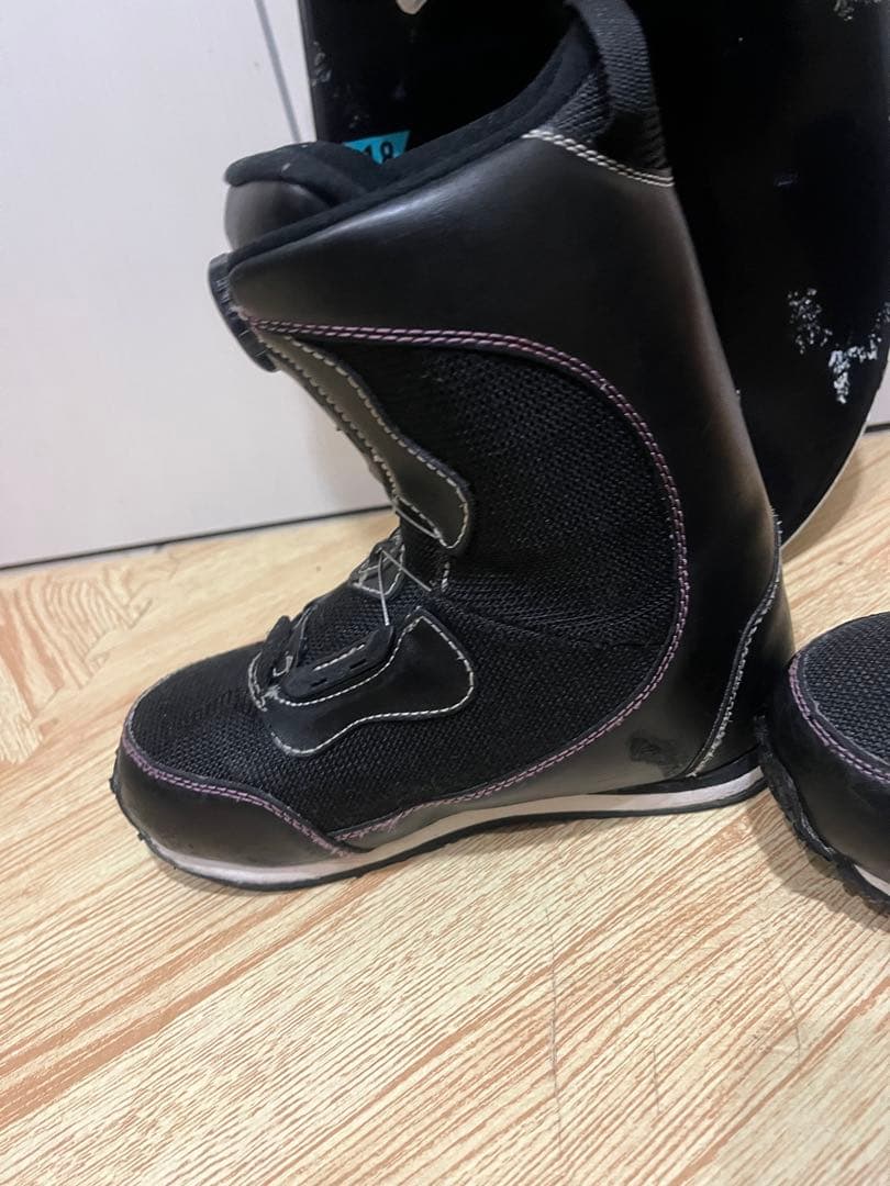 キッズ、小学生！転びにくく安全に滑れるHEAD スノーボードセット！