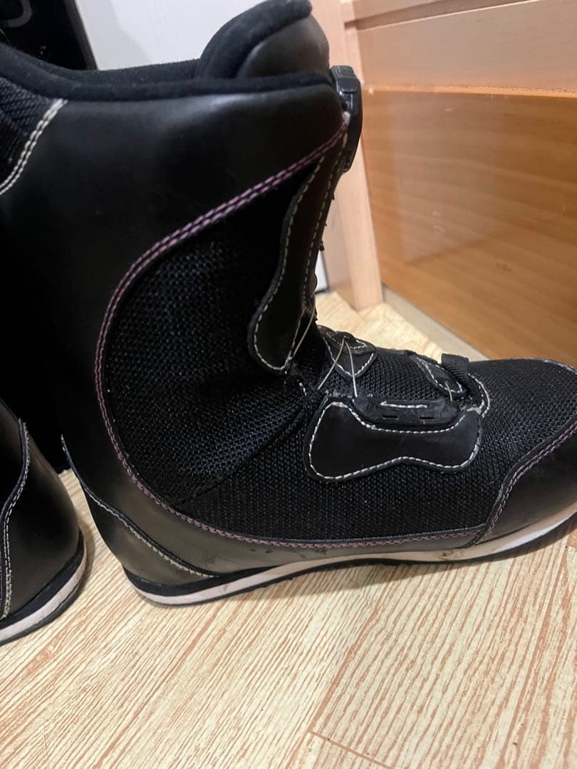 キッズ、小学生！転びにくく安全に滑れるHEAD スノーボードセット！