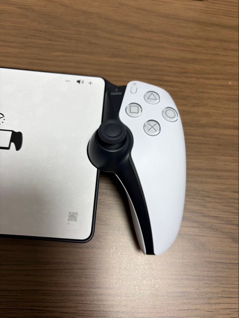 アクセル　Sony PlayStation Portal ほぼ新品