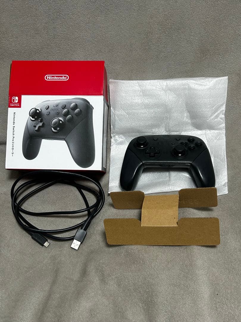 Switch本体 Nintendo TOKYO限定　ネオンパープルネオンオレンジ