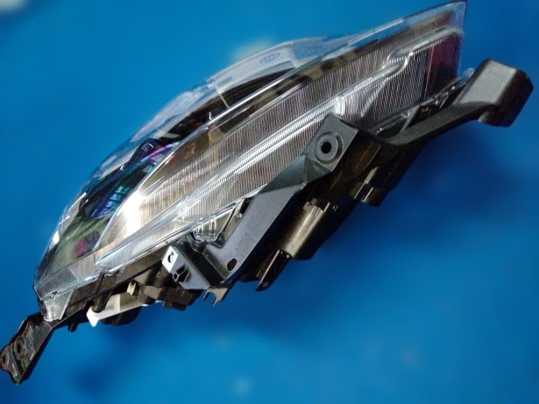 スズキ スイフト（5AA-ZDEDS）用 左LEDヘッドライト スリムデザイン