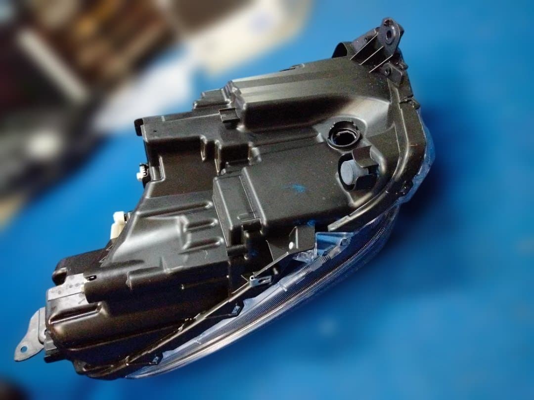 スズキ スイフト（5AA-ZDEDS）用 左LEDヘッドライト スリムデザイン