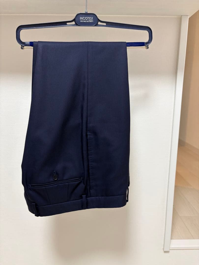 TOMORROWLAND ネイビー ビジネススーツ サイズ44