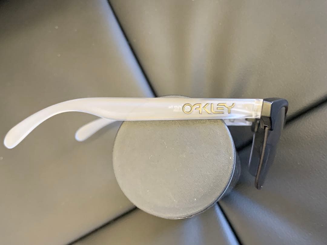 オークリー OAKLEY Frogskins Lite フロッグスキン ライト