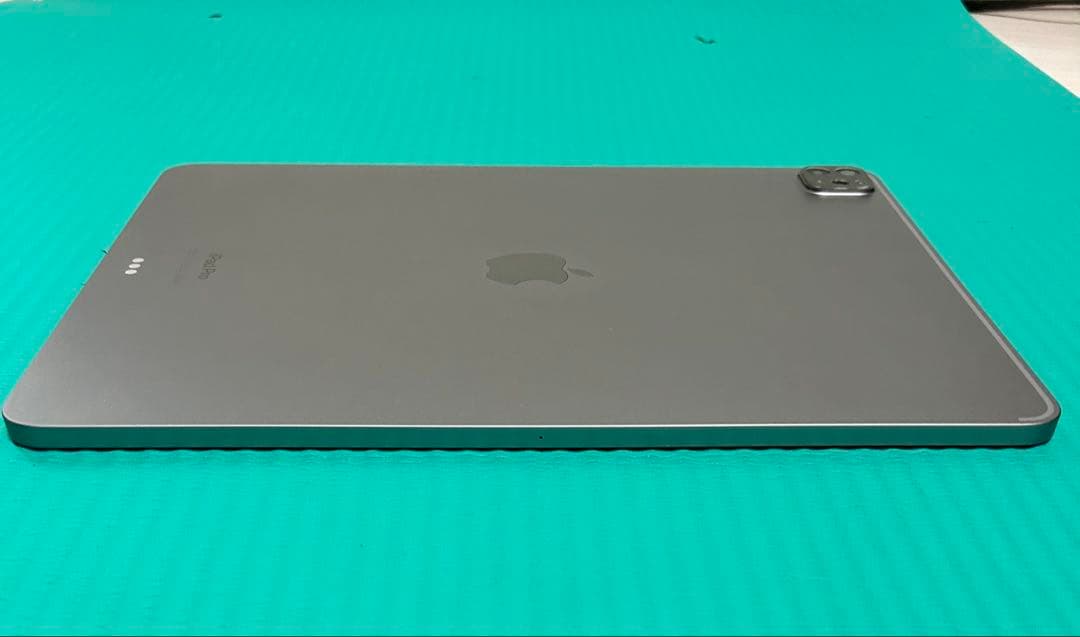 iPad Pro 12.9インチ 第6世代 512GB