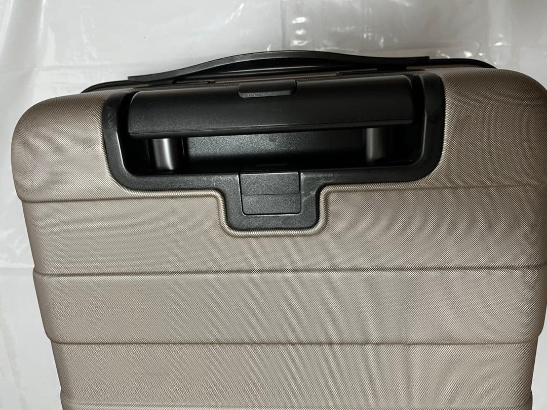 [無印良品] ストッパー付きハードキャリーケース 35 L