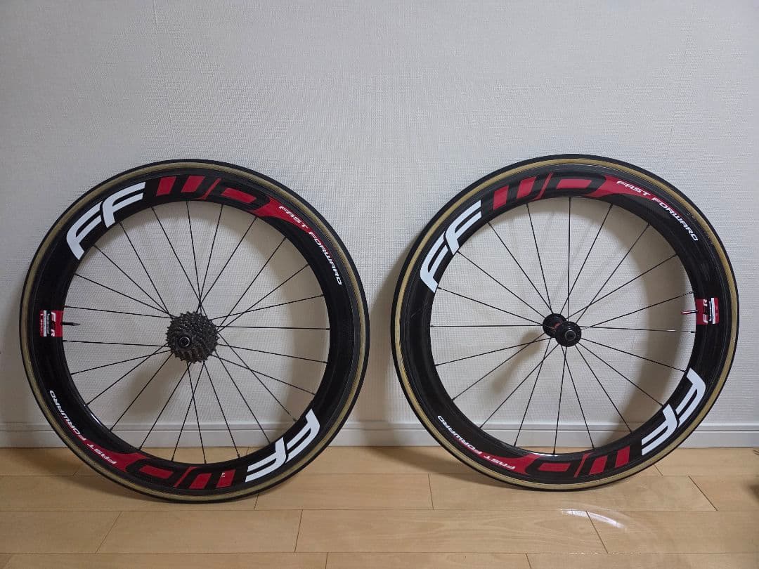 FFWD F6R DTSWISS 240 チューブラー