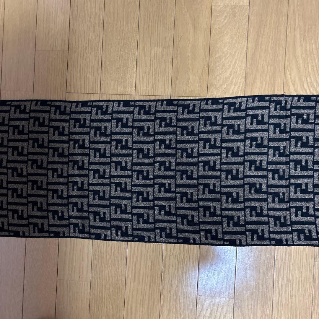 フェンディ総柄ズッカブラックブラウン男女兼用マフラー