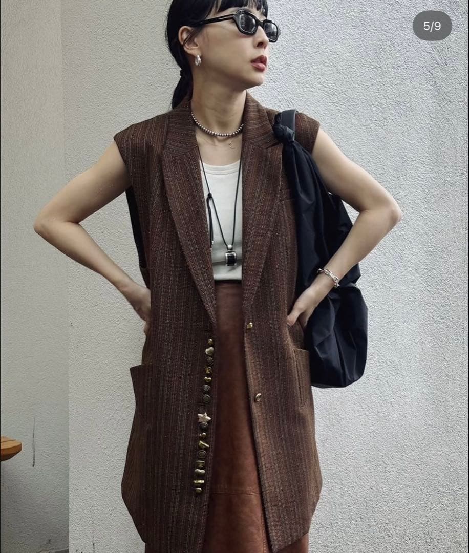 トップス AMERI UND MANY MOTIF BUTTON VEST