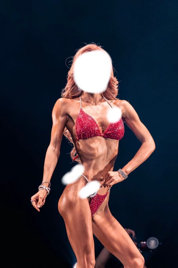 コンテスト　ビキニ　NABBA