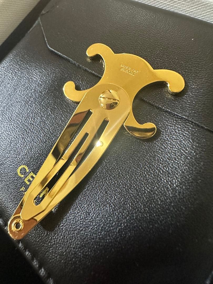 CELINE ゴールド ヘアピン 1個のみ