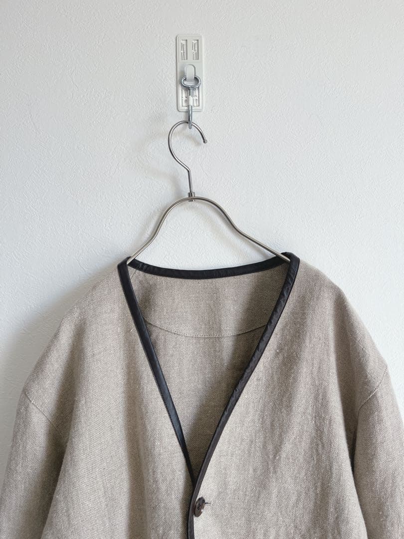 美品☆La Favola☆リネン × レザー ノーカラー パイピングジャケット