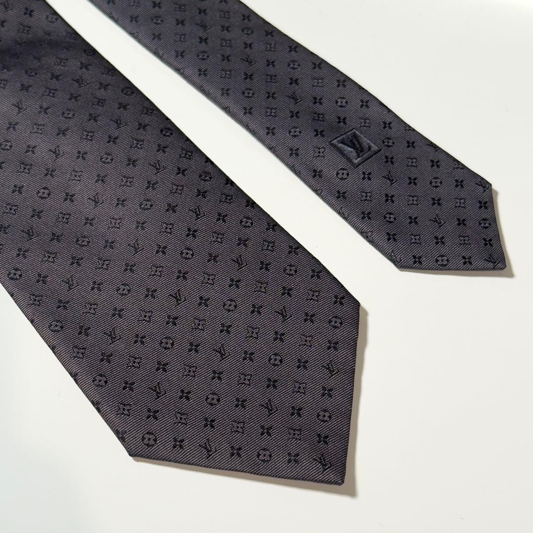 【美品】 LOUIS VITTON ルイヴィトン モノグラム グレー系 ネクタイ