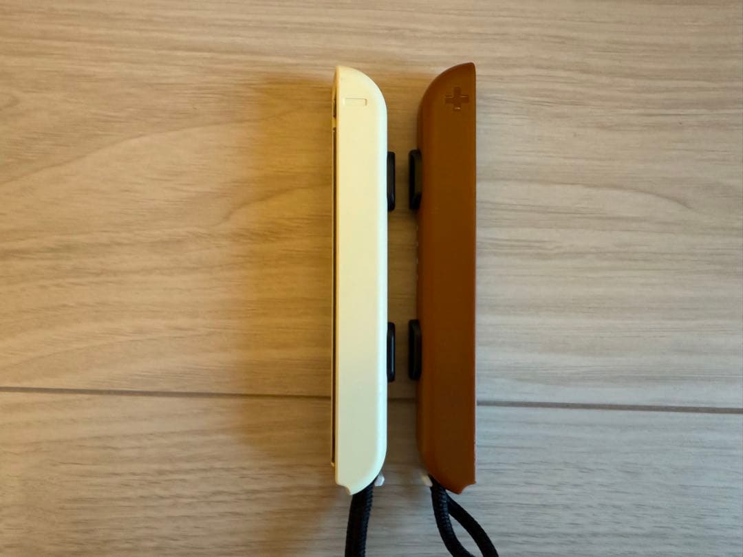 【ピカブイ限定モデル】NintendoSwitch本体+キャリングケース