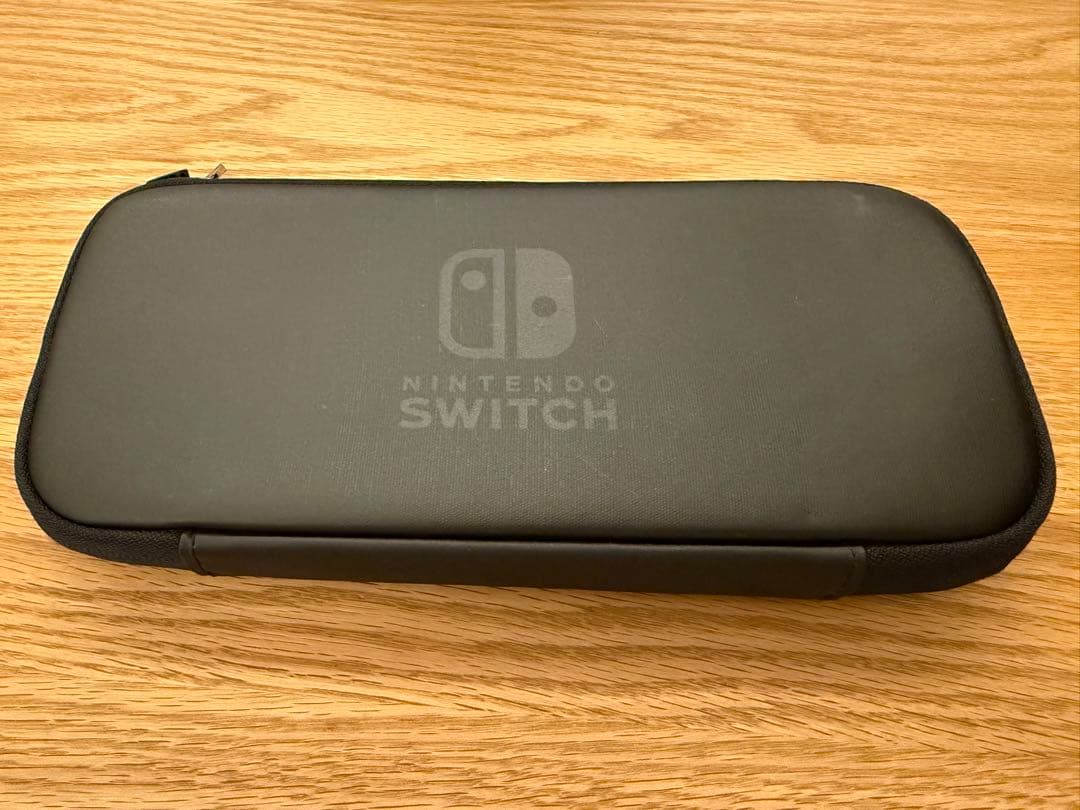 【ピカブイ限定モデル】NintendoSwitch本体+キャリングケース