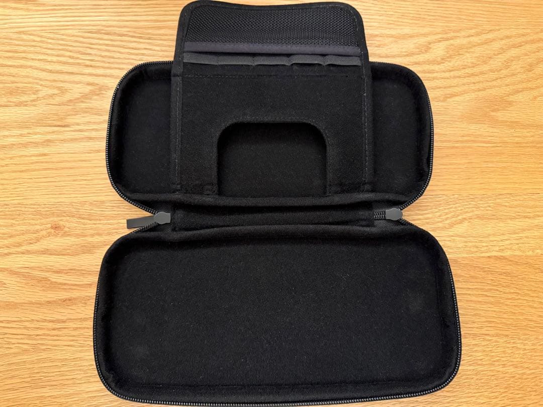 【ピカブイ限定モデル】NintendoSwitch本体+キャリングケース