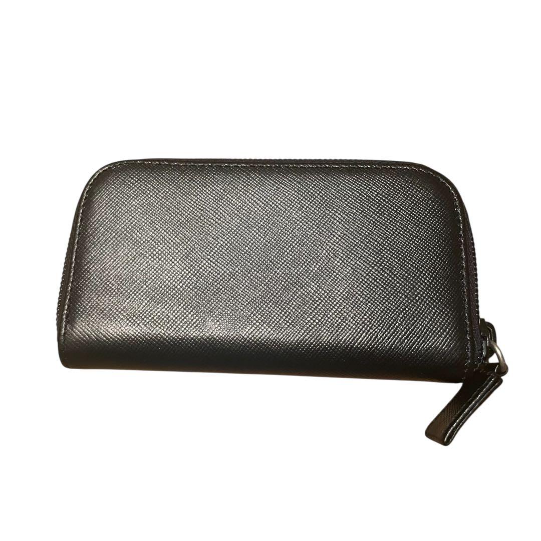 PRADA サフィアーノ キーケース 箱付