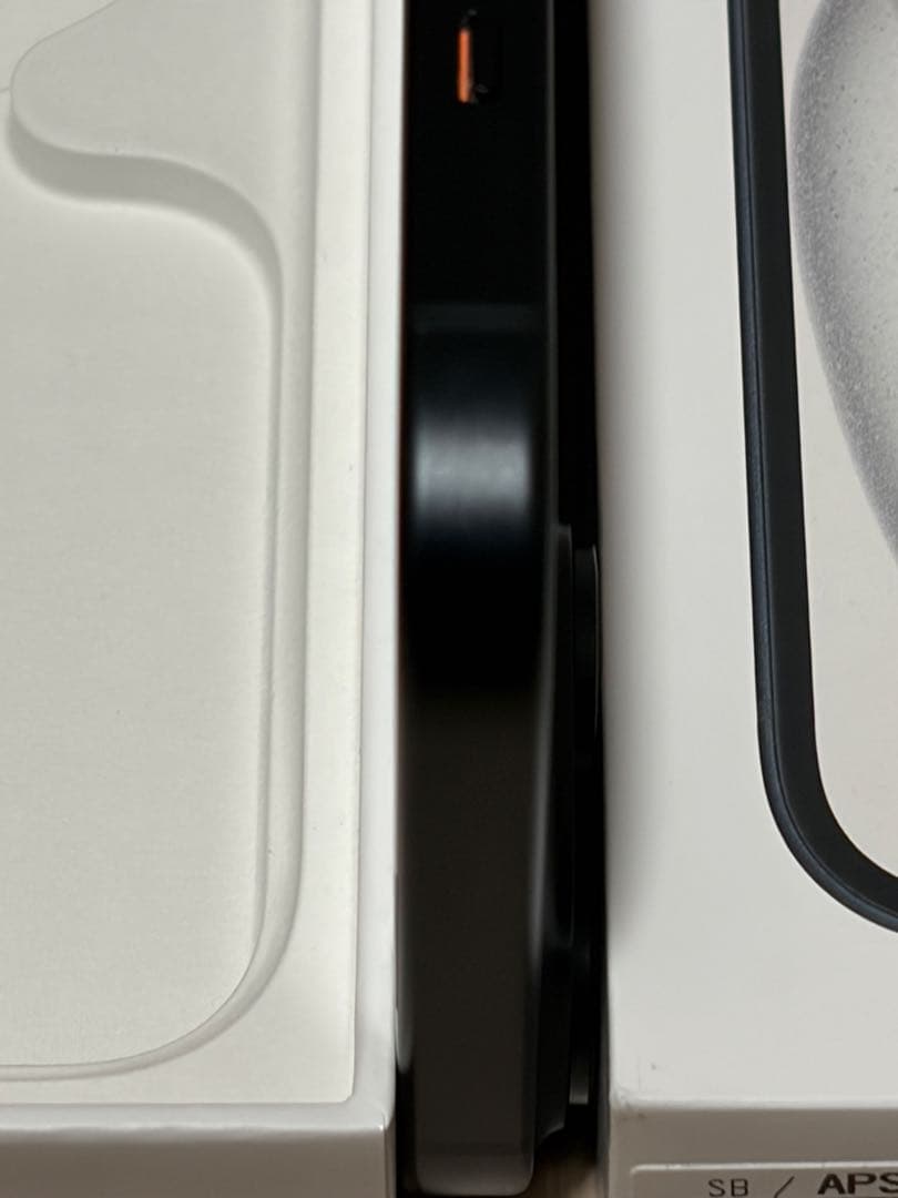 iPhone15 ブラック 128G SIMフリー