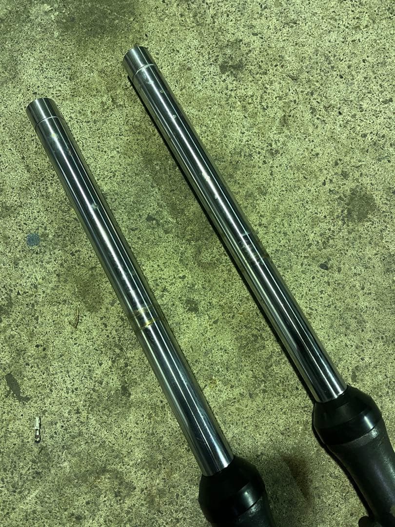 RG50ガンマ ウルフ50 NA11A フロントフォーク 左右セット