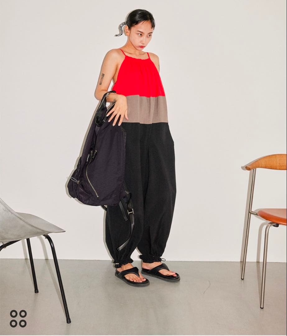 サロペット・オーバーオール・オールインワン OMMO VOLUME HEM GATHER ALL IN ONE