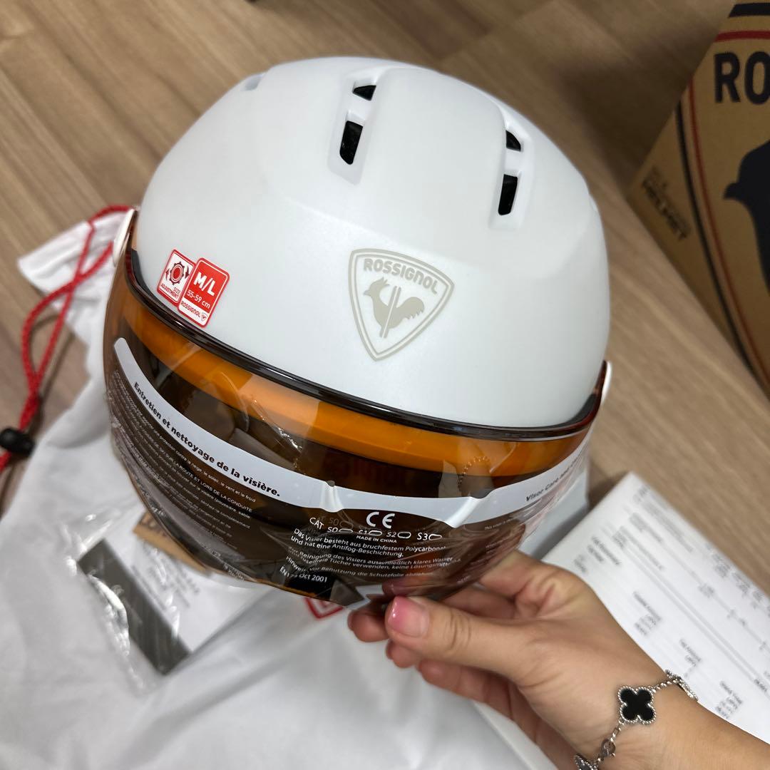 ク*ロ様 スキー、スノボヘルメットROSSIGNOL impacts ヘルメット