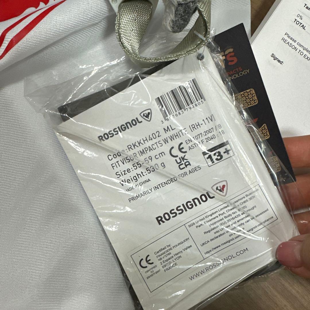 ク*ロ様 スキー、スノボヘルメットROSSIGNOL impacts ヘルメット