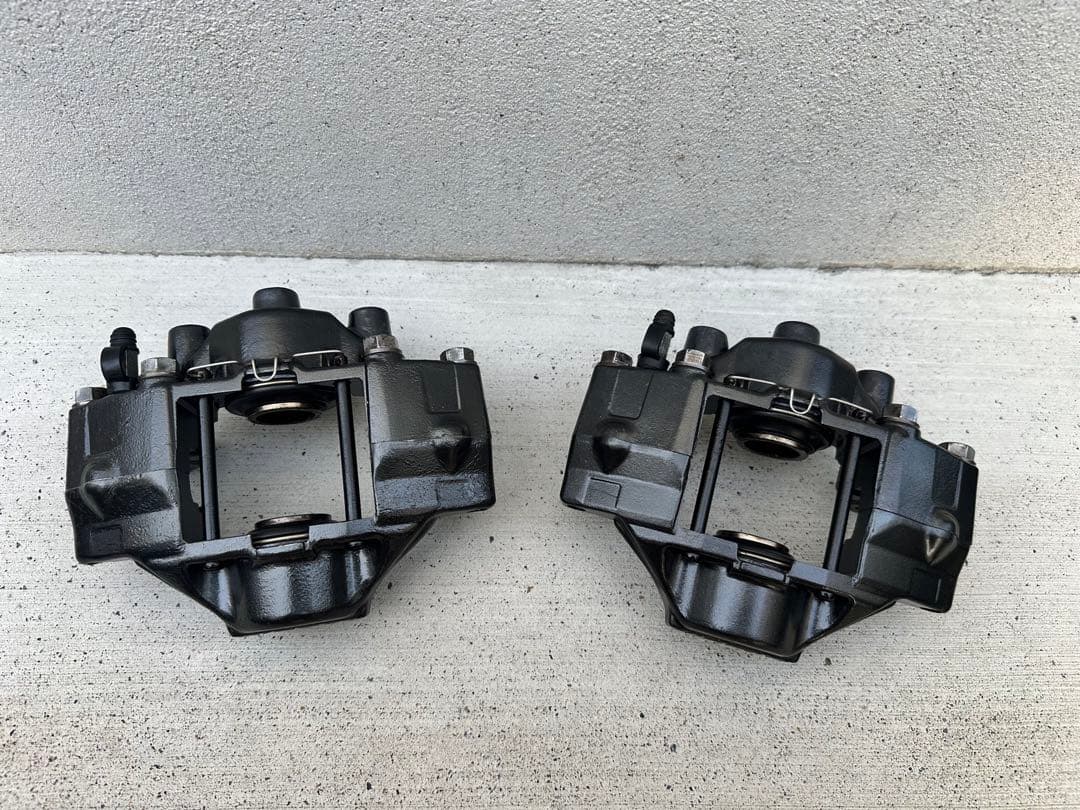 日産純正スカイライン(GT-R32-33-34)リアブレーキキャリパー2pot