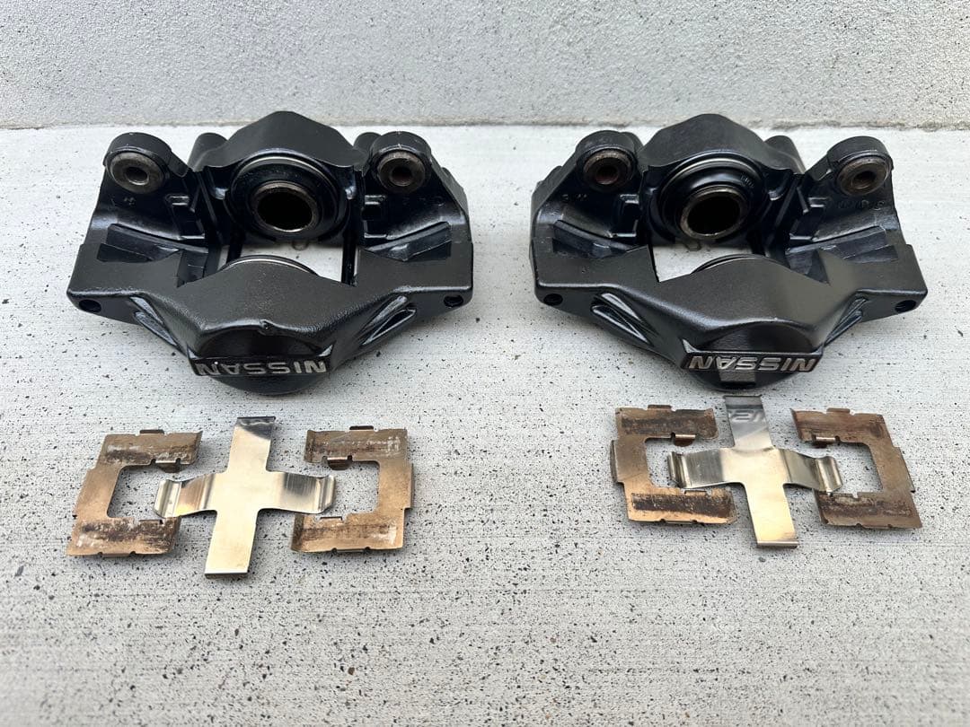 日産純正スカイライン(GT-R32-33-34)リアブレーキキャリパー2pot