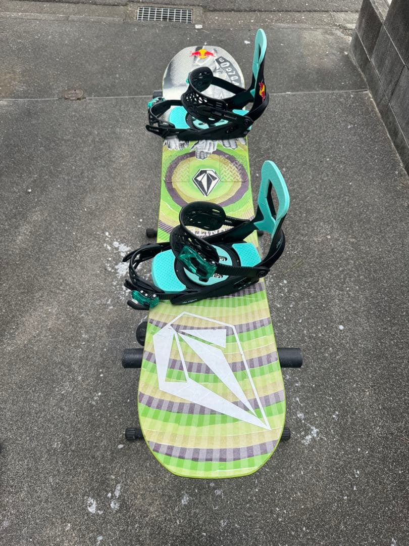 キッズ　ナイトロリッパー　ボルコム　121 サロモンブーツビンディング３点セット