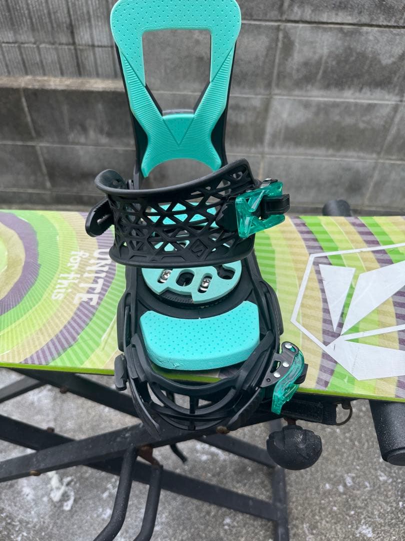 キッズ　ナイトロリッパー　ボルコム　121 サロモンブーツビンディング３点セット