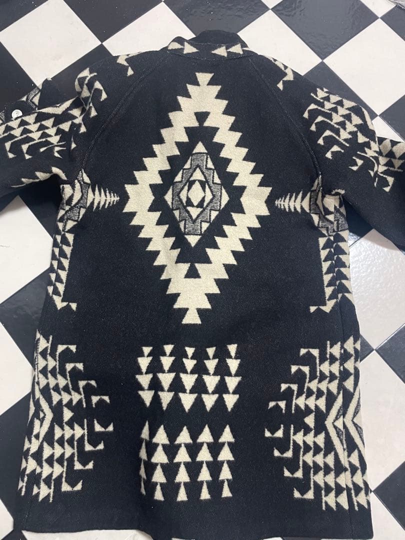 気まぐれ値下げ　定価107800円　ジェラード　セーラムコート　ネイティブ柄　M