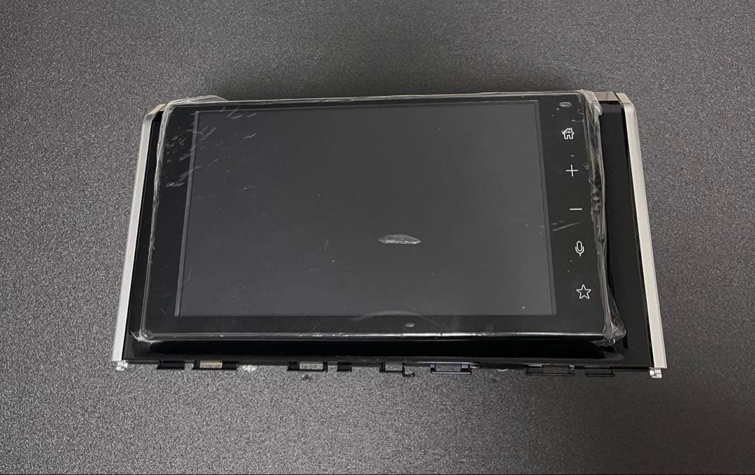 トヨタルーミー　9インチ 純正ディスプレイオーディオ