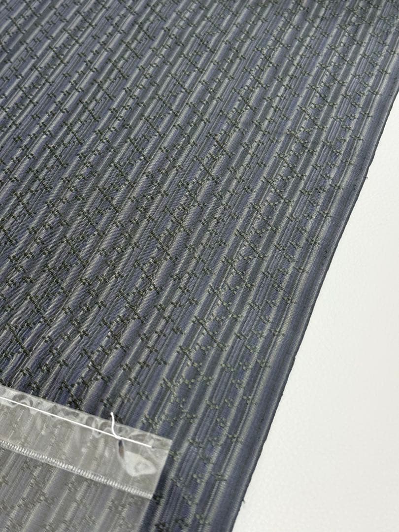 七*庵様 新品　紬　南風原花織　琉球絣　本場琉球　赤嶺忠　反物　手織り　赤嶺織