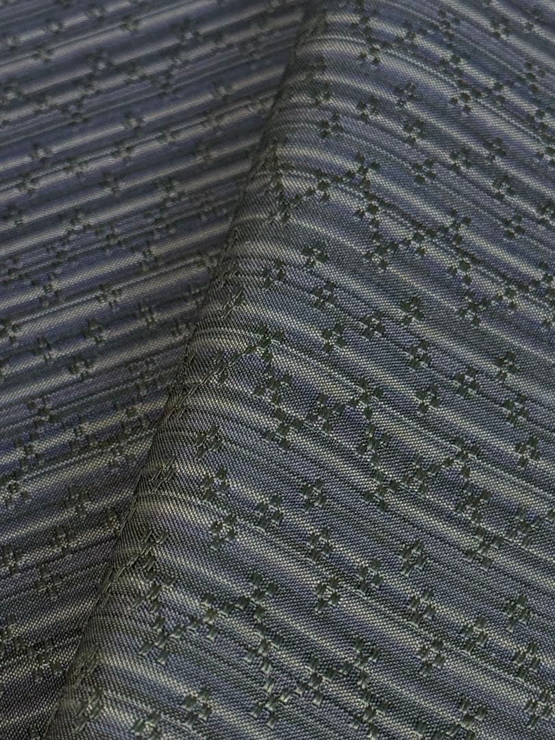 七*庵様 新品　紬　南風原花織　琉球絣　本場琉球　赤嶺忠　反物　手織り　赤嶺織