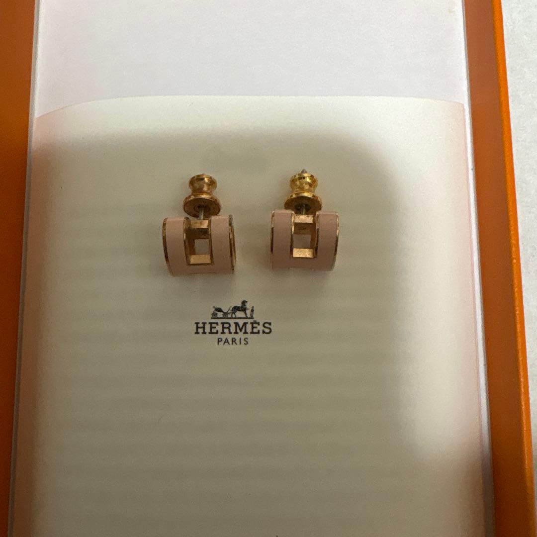 HERMES ゴールド ピンク スタッドピアス 2月14日迄　お値下げ致します