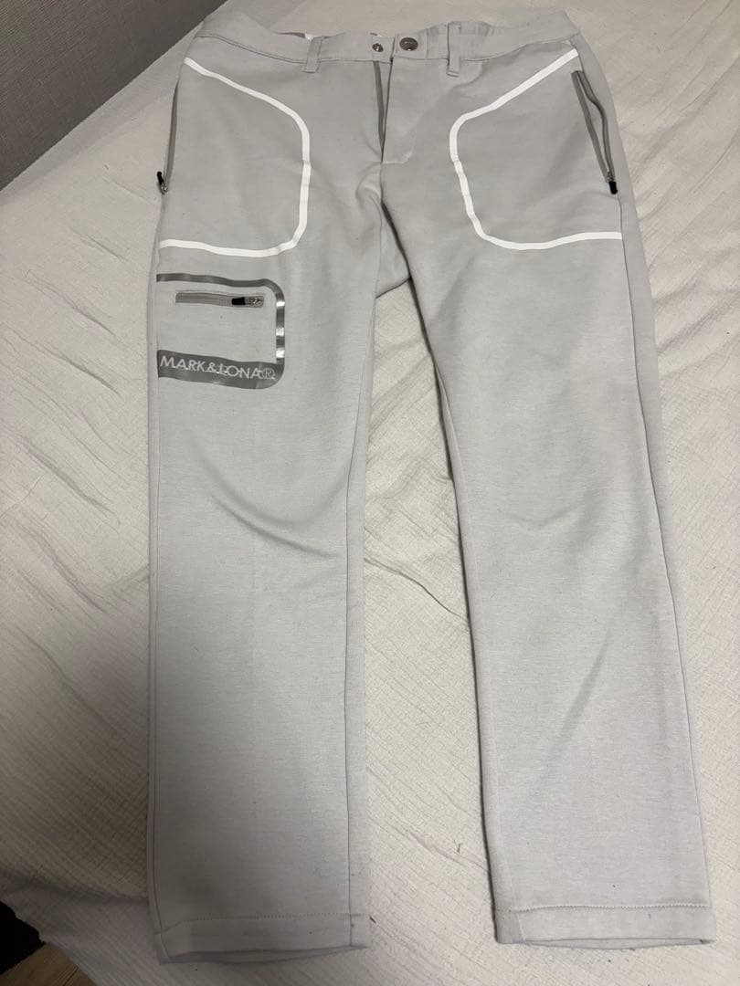 年末特価！　マーク&ロナ ウォーム軽量・伸縮ストレッチスリムパンツ　オフホワイト