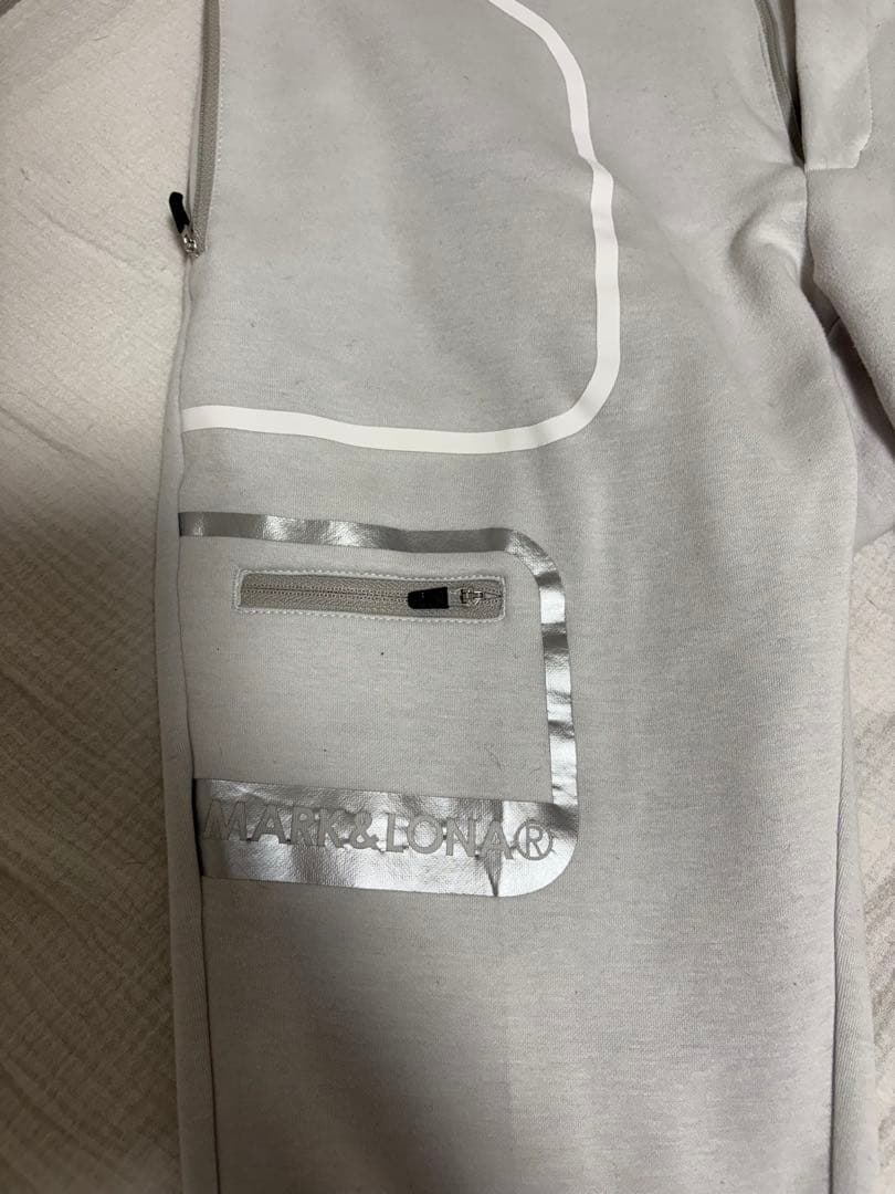 年末特価！　マーク&ロナ ウォーム軽量・伸縮ストレッチスリムパンツ　オフホワイト